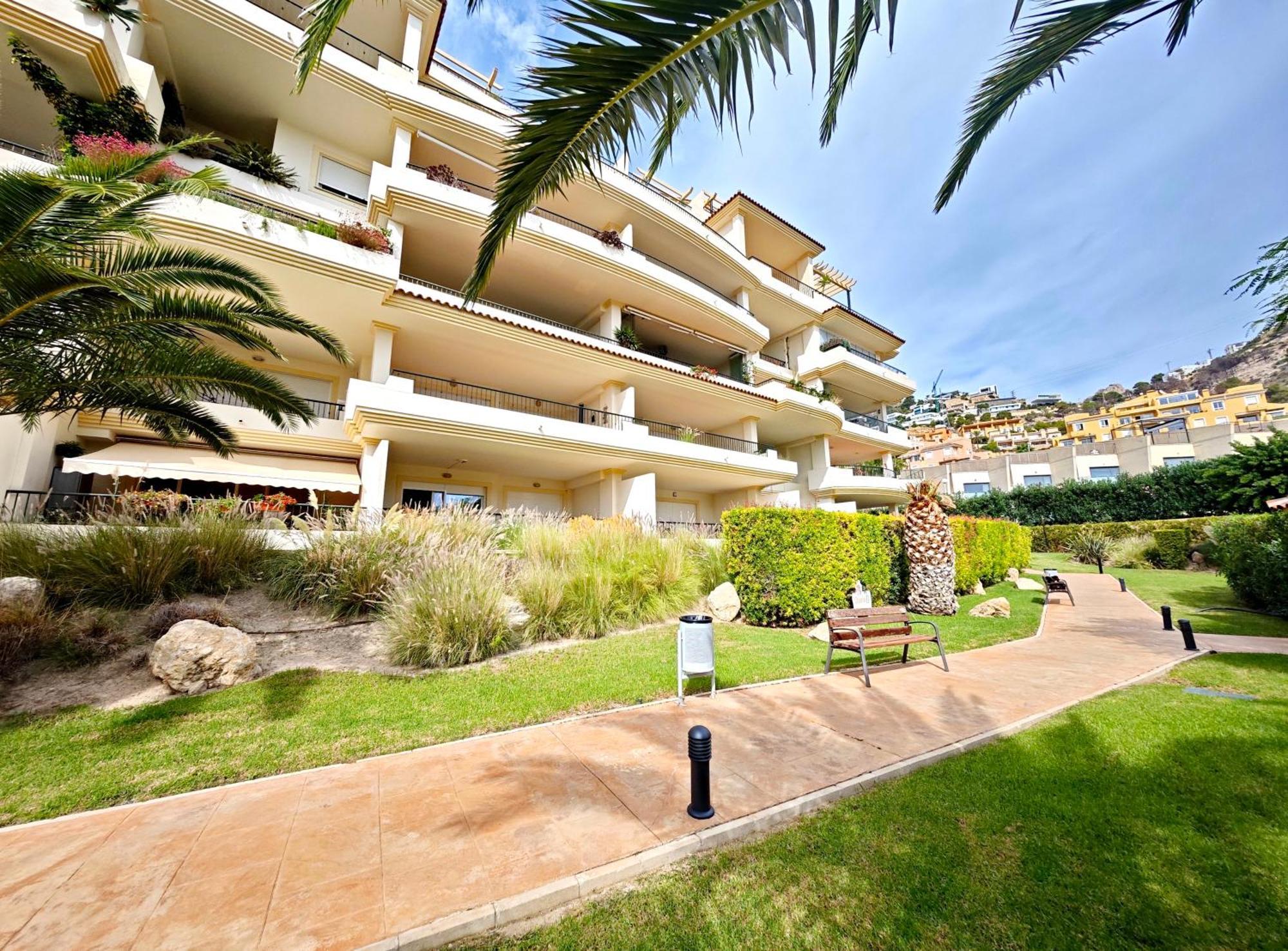 Oasis Beach Mascarat Альтеа Экстерьер фото
