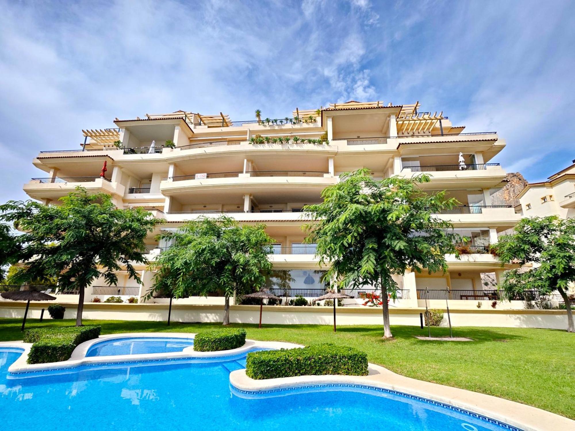 Oasis Beach Mascarat Альтеа Экстерьер фото